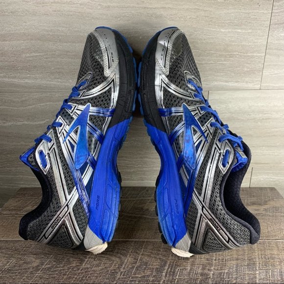 Mens Brooks Adrenaline GTS 17 Running Sneaker - Picture 7 of 10